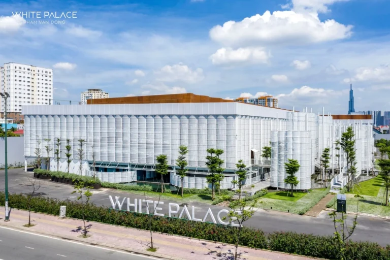 White Palace Phạm Văn Đồng Wedding Venue - Photo 1
