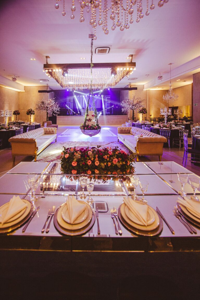 Luxury Wedding in Ho Chi Minh City: How to Plan an Unforgettable Celebration 4 Luxury Wedding in Ho Chi Minh City: How to Plan an Unforgettable Celebration