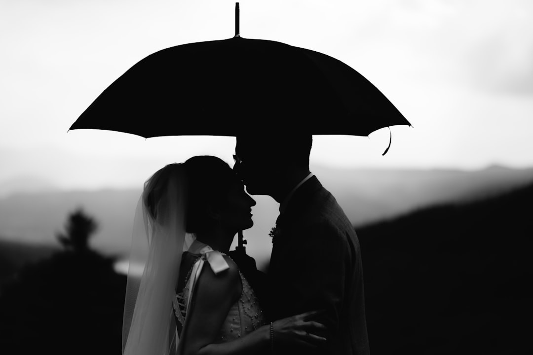 Intimate Weddings in Vietnam for Viet Kieu: Planning a Private Celebration That Feels Like Home 3 Intimate wedding celebration with personal romantic details