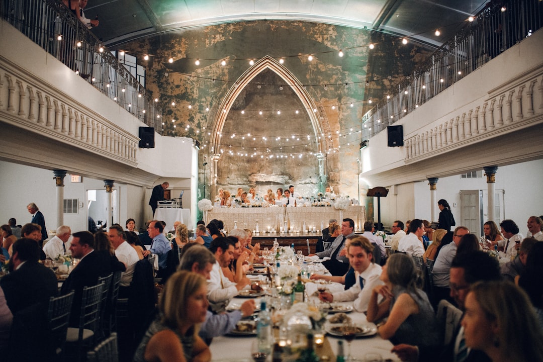 Wedding Costs for 50, 100, and 200 Guests in HCMC: A Realistic Comparison 3 Grand 200-guest wedding celebration with elaborate decorations