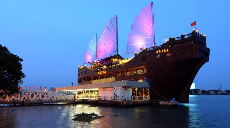 Elisa Floating Restaurant