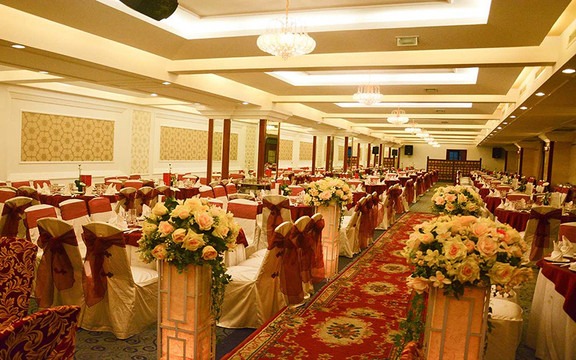 Honey Moon Restaurant